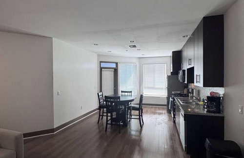 Kearny Mesa Apartamento | Domain: Modern 1-Bedroom Apartment with Amenities in Kearny Mesa, San Diego