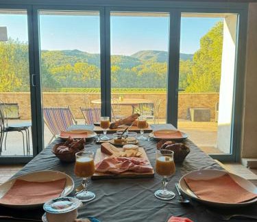 Lamalou-les-Bains Casa | Domain With Swimming Pool And Reception Room