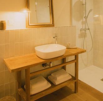 Caux Apartamento | Domaine Croix-Maro