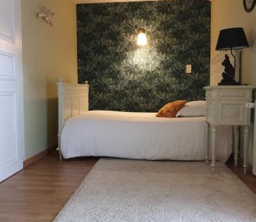 Monts-sur-Guesnes Cama Y Desayuno | Domaine de Bourgville