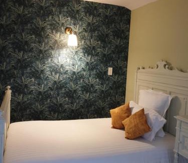 Monts-sur-Guesnes Cama Y Desayuno | Domaine de Bourgville