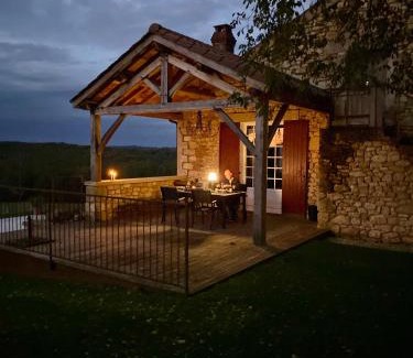 Saint-Cyprien Casa | Domaine de Cazal - Gîte 2 pers avec piscine au cœur de 26 hectares de nature préservée