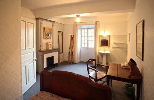 Saint-Laurent-du-Pape Casa | Domaine de l'Amiral