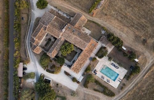 Grillon Casa | Domaine de la Calamande