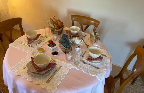 Albã Cama Y Desayuno | Domaine de la Creuse