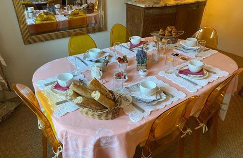 Albã Cama Y Desayuno | Domaine de la Creuse