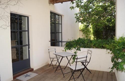 Eyragues Cama Y Desayuno | Domaine de la Girafe