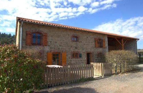 Les Salles Casa | Domaine de la Plagnette - Gîtes pour 15 pers, Terrasse et Animaux admis - FR-1-496-368