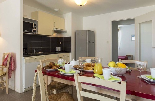 Plougasnou Apartamento | Domaine des Roches Jaunes by Interhome