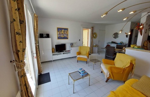 Les Issambres Apartamento | Domaine du Haut des Issambres with private garden and swimming pools