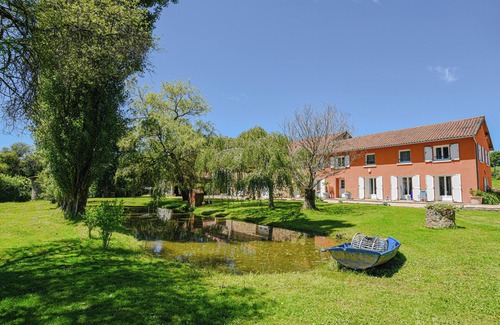Limoges Casa | Domaine du Valparaiso aux Portes de la Ville