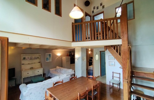 Bellon Cabaña | Domaine Jasmin sleeps 36 / 6 gîtes