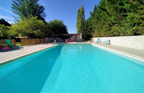 Bellon Cabaña | Domaine Jasmin sleeps 36 / 6 gîtes