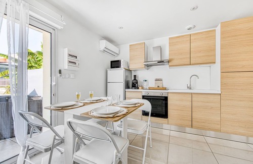 Ordonnac Casa | Domaine Julaya Holiday Home Between Castles and Beach