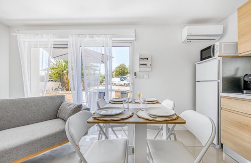 Ordonnac Casa | Domaine Julaya Holiday Home Between Castles and Beach