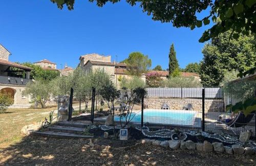 Barjac Casa | DOMAINE MARY'S