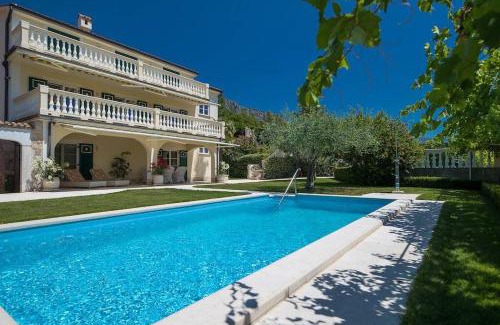 Vinodolska opcina Villa | Domaine VinodolSun Zwei Villen, ein Grundstück und Platz für bis zu 20 Personen