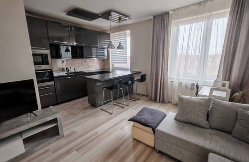Kecskemet Apartamento | Apartamento Domby con balcón
