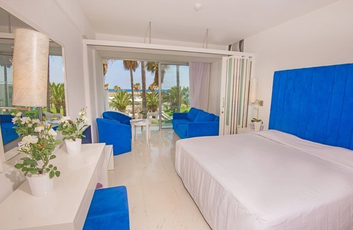 Ayia Napa Hotel | Dome Beach Marina Hotel & Resort
