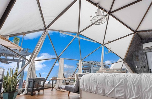 Lupton City Villa | LUXE Dome Summary: Re