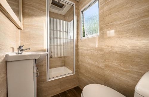 Uniescie Casa | Domek Holender z prywatnym ogródkiem - 200m od plaży w centrum