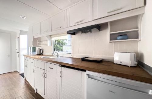 Uniescie Casa | Domek Holender z prywatnym ogródkiem - 200m od plaży w centrum