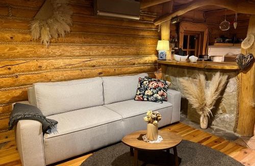 gmina Popow Chalet De Esquí | Domek LAVENDA z widokiem na rzekę - Basen, Jacuzzi, Sauna - Magiczny ogród - 0,5ha prywatnej przestrzeni