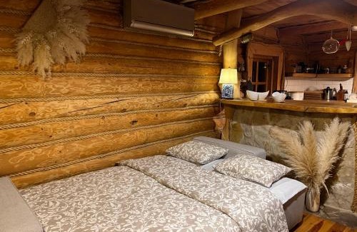 gmina Popow Chalet De Esquí | Domek LAVENDA z widokiem na rzekę - Basen, Jacuzzi, Sauna - Magiczny ogród - 0,5ha prywatnej przestrzeni