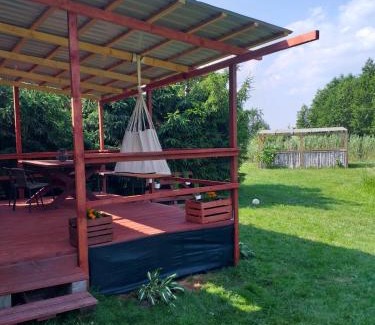 Ilawa Cabina | Domek letniskowy na Mazurach nad stawem