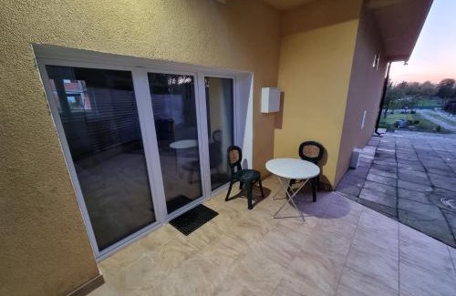 Pradnik Bialy Apartamento | Domek na uboczu, studio z tarasem