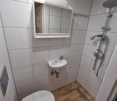Pradnik Bialy Apartamento | Domek na uboczu, studio z tarasem