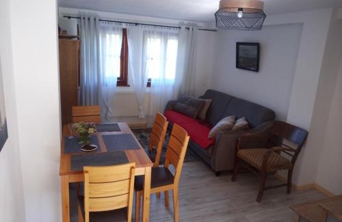 Piechowice Casa | DOMEK POD ŚMIELCEM