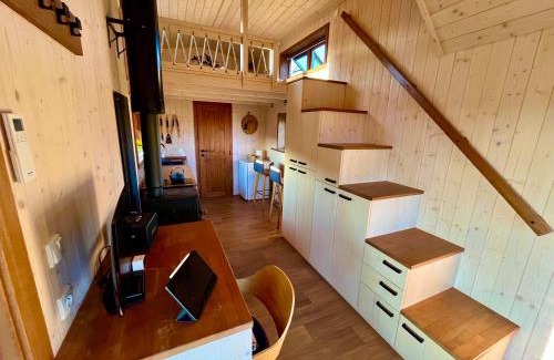 Trebihost Cabina | Domek pod Zvičinou