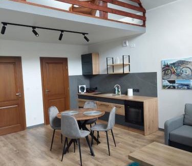 gmina Dobra Casa | Domek przy drodze