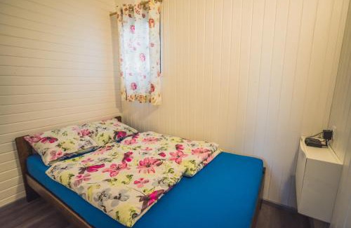 Szczytna Cabina | Domek Skowronek