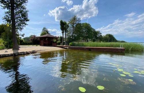 Sława Casa | Domek z prywatną plażą