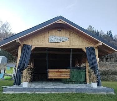 Milowka Casa | Domek Za Skałą