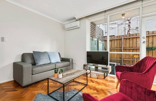St. Kilda East Apartamento | Domi Rentals - The Wilgah Hideaway