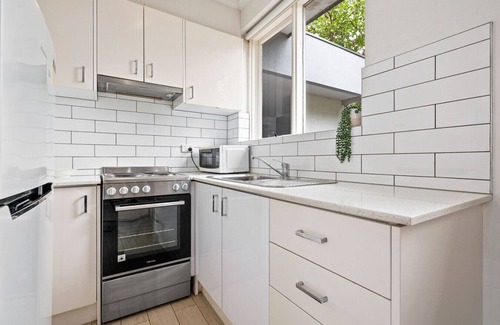 St. Kilda East Apartamento | Domi Rentals - The Carlisle Apartments