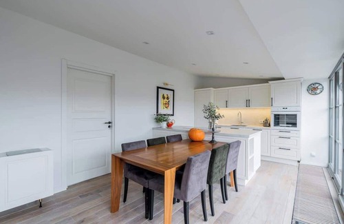 Old Town Apartamento | Domillion Amazing 3bdr Penthouse with Terrace MZ28