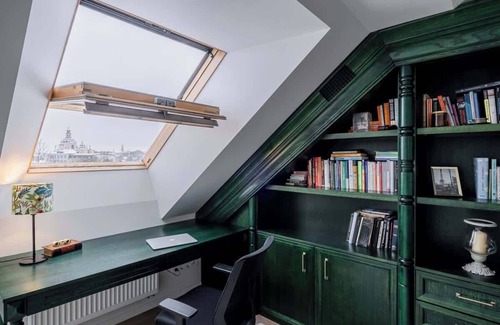 Old Town Apartamento | Domillion Amazing 3bdr Penthouse with Terrace MZ28
