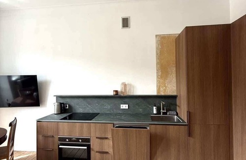 Old Town Apartamento | Domillion new Provence 3bdr 2bath w parking P365