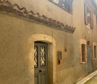 Cahors Old Town Apartamento | Dominici 1-CahorsCityStay-Centre Clim Netflix