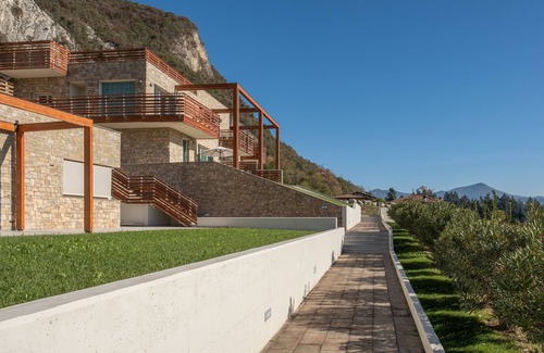 Sarnico Apartamento | Domino - Two Bedroom Apartment, Sleeps 4