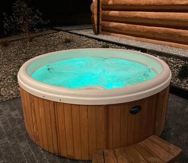 Szaflary Chalet De Esquí | Domki Świerkowe Skały z jacuzzi na wyłączność