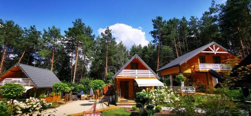 Rakow Chalet De Esquí | Domki całoroczne z baliami i sauną Leśny Czar