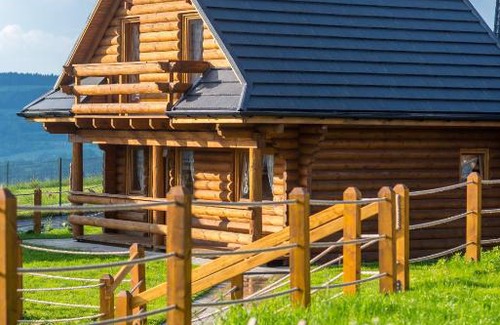 gmina Słopnice Chalet De Esquí | Domki Zagroda Domek z bala z basenem & sauna & balia z hydromasażem