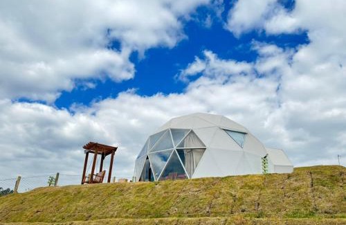 Campos do Jordao Apartamento | Domo Geodésico com AR-CONDICIONADO e banheira