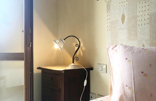 Orroli Cama Y Desayuno | Domus Birdi