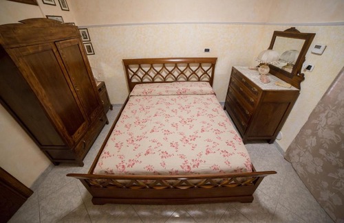 Castrovillari Cama Y Desayuno | DOMUS CASTRUM VILLARUM B&B